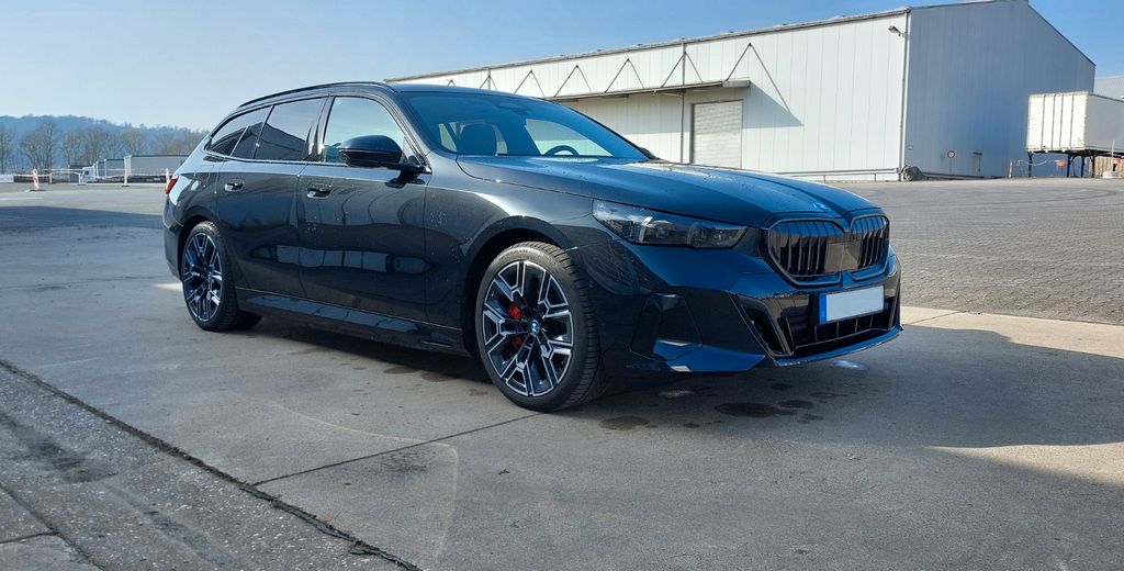 BMW i5 4.999 km 63.900 &euro; Korbach 34497