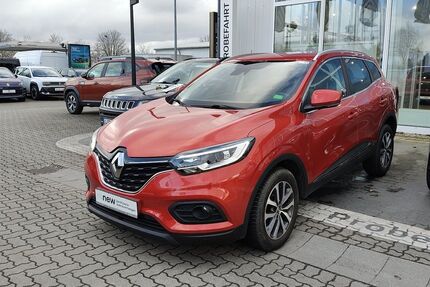 Renault Kadjar 44.692 km 16.240 &euro; Massen 03238
