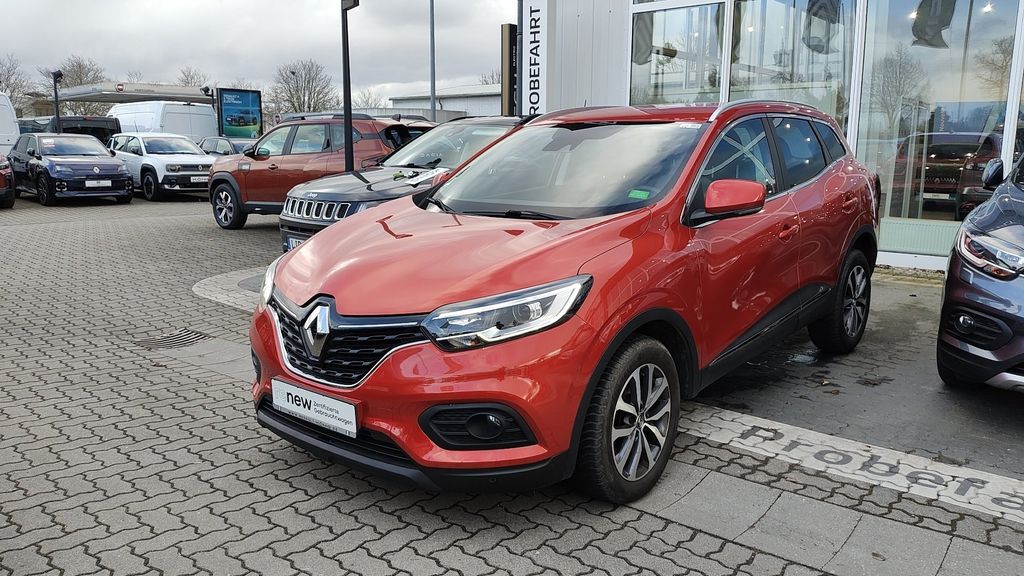 Renault Kadjar 44.692 km 16.240 &euro; Massen 03238