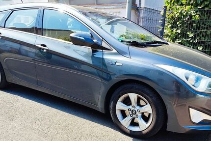 Hyundai i40 151.000 km 6.400 € Hadamar 65589