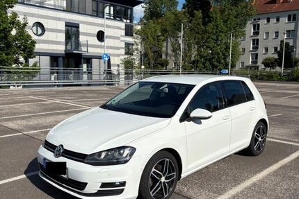 VW Golf 107.000 km 8.400 &euro; Erfurt 99099