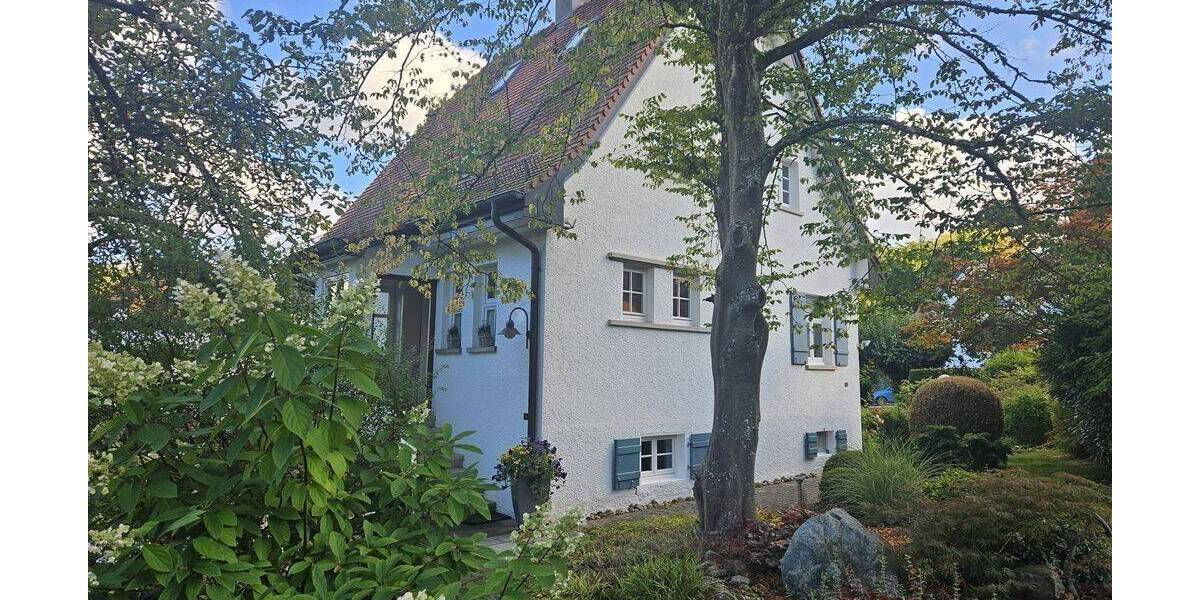 Gartenliebhaber gesucht - 1-Fam.-Haus mit traumhaftem Garten in ruhiger Lage 5 zimmer