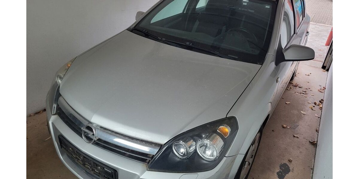 Opel Astra 114.000 km 2.700 &euro; Riegelsberg 66292