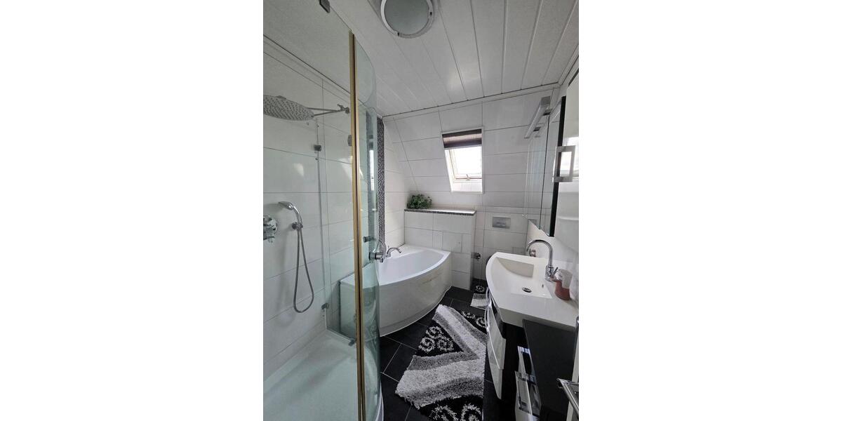 Dachgeschoßwohnung Oelde - 4 Zimmer, 92 m&sup2;, 790&euro; | Angebot:26302910