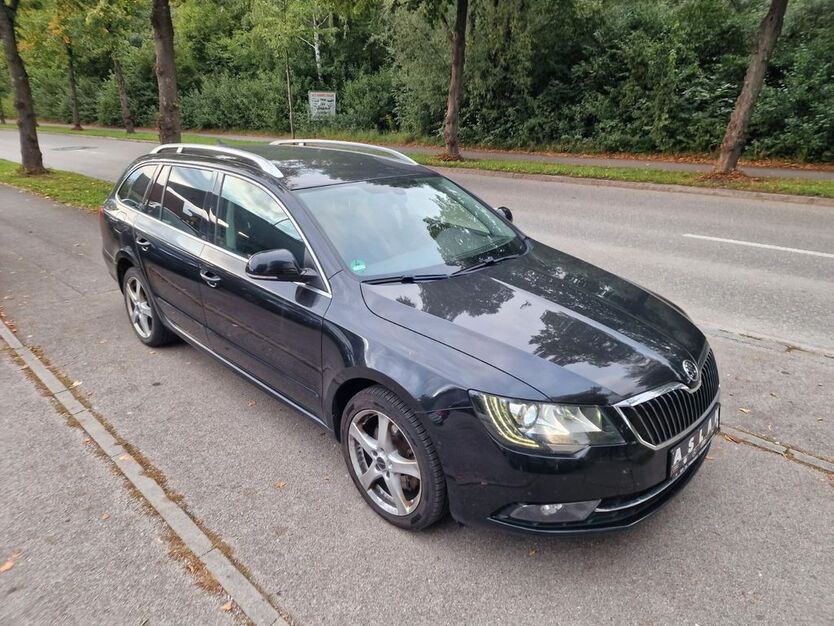 Skoda Superb 180.000 km 7.999 € MÜNCHEN 80995