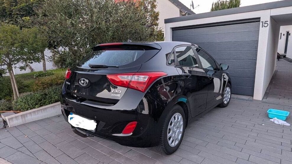 i30