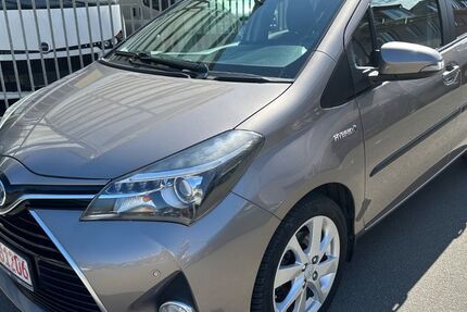 Toyota Yaris 106.200 km 10.400 &euro; Bremen 28215