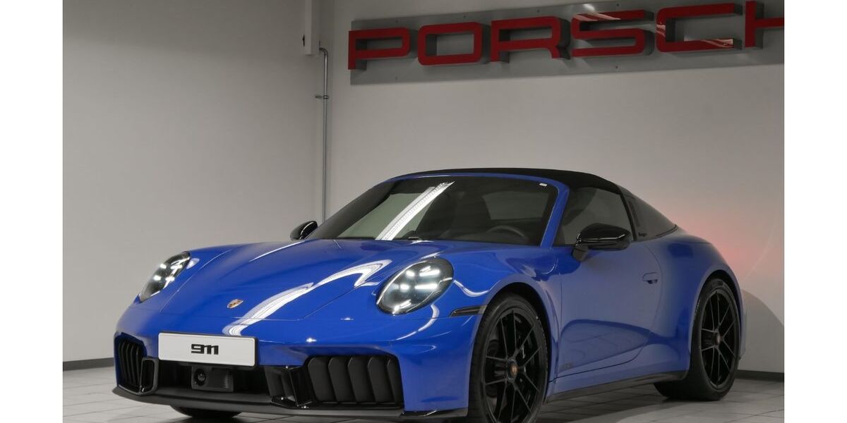 Porsche 992 4.900 km 219.890 &euro; Bremen 28207