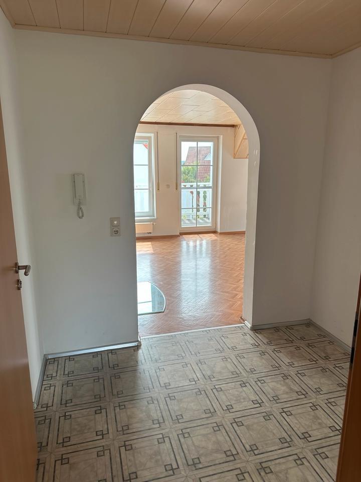 Teilmöblierte 3 Zimmer Wohnung 133 m² Baujahr 2002 zimmer