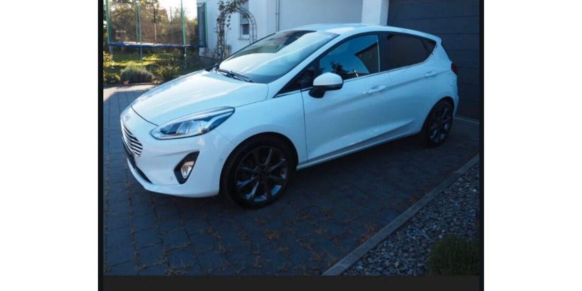Ford Fiesta 65.105 km 9.500 &euro; Stegen 79253