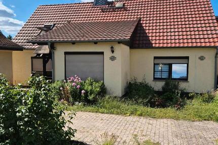 Haus Lieberose - 6 Zimmer, 150 m&sup2;, 140.000&euro; | Angebot:27194148