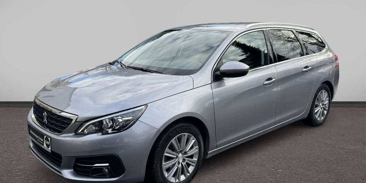 Peugeot 308 121.000 km 11.990 &euro; Stuttgart 70437