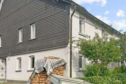 Haus Hilchenbach - 6 Zimmer, 100 m&sup2;, 105.000&euro; | Angebot:24796329