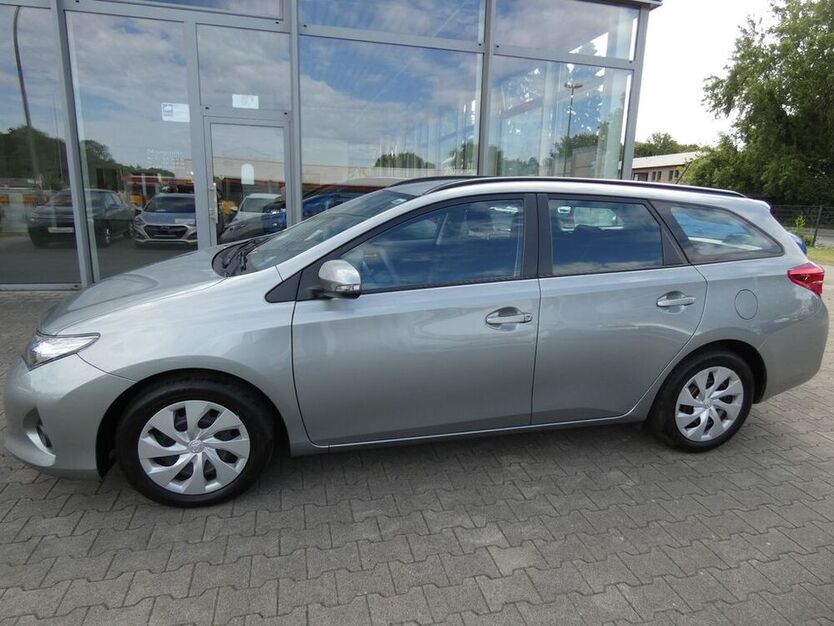Auris