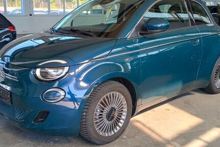 Fiat 500e 7.032 km 17.950 &euro; Groß-Gerau 64521