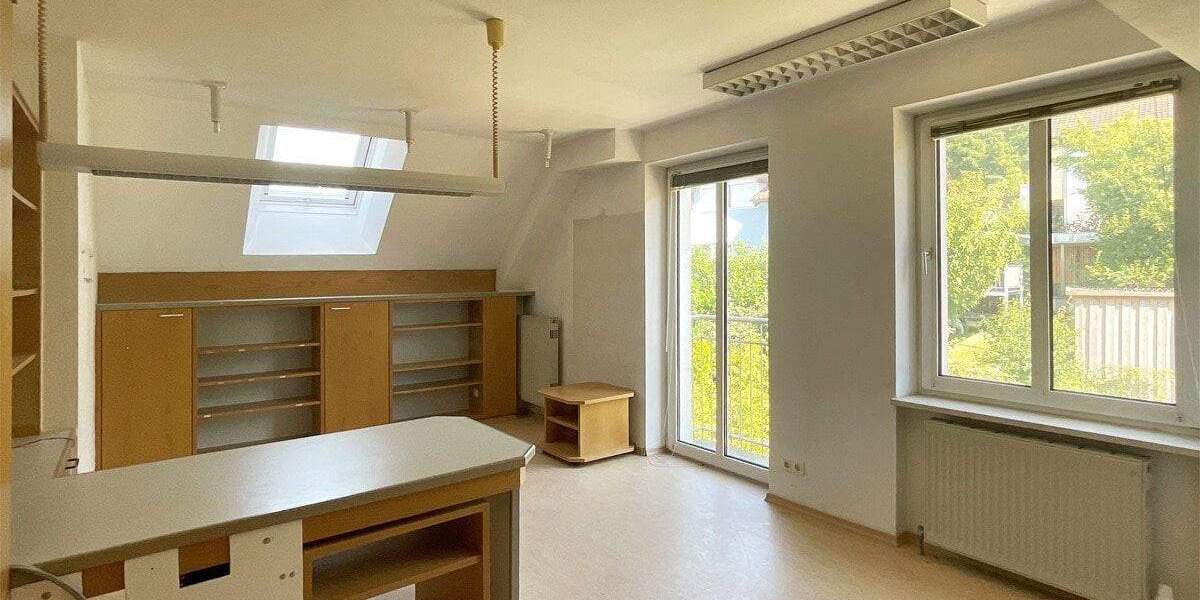 Gewerbeobjekt Bogen - 9 Zimmer, 279.000&euro; | Angebot:25770581