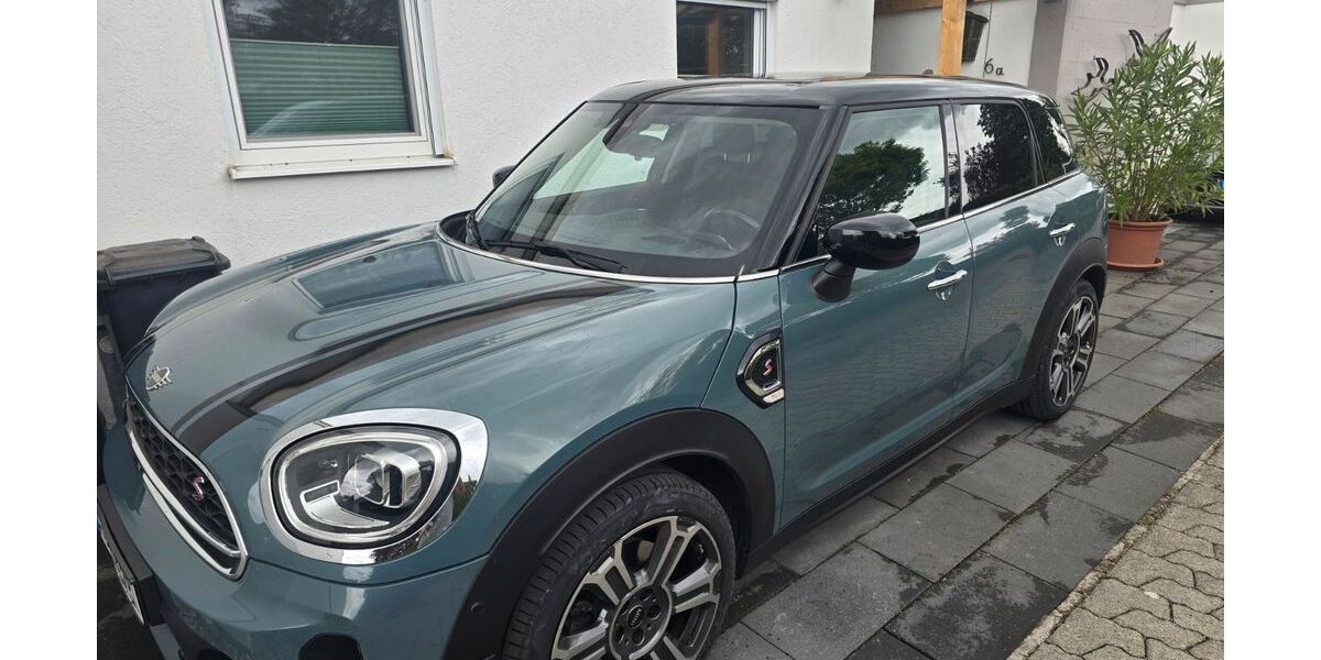 Mini Countryman S (Cooper) 99.000 km 26.900 &euro; Neufahrn B. Freising 85375