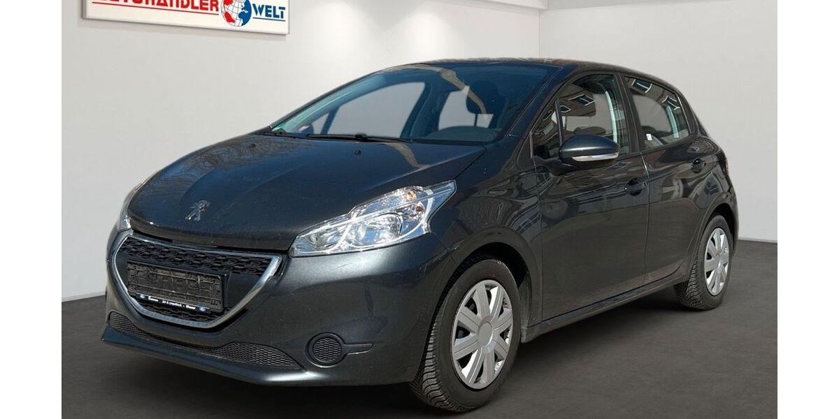 Peugeot 208 145.128 km 2.399 &euro; Berlin 12681