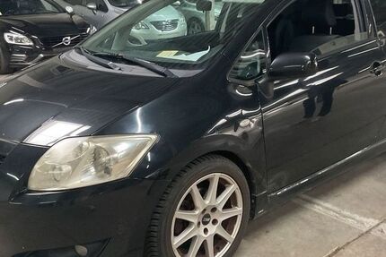 Toyota Auris 200.000 km 4.499 &euro; Berlin 13405