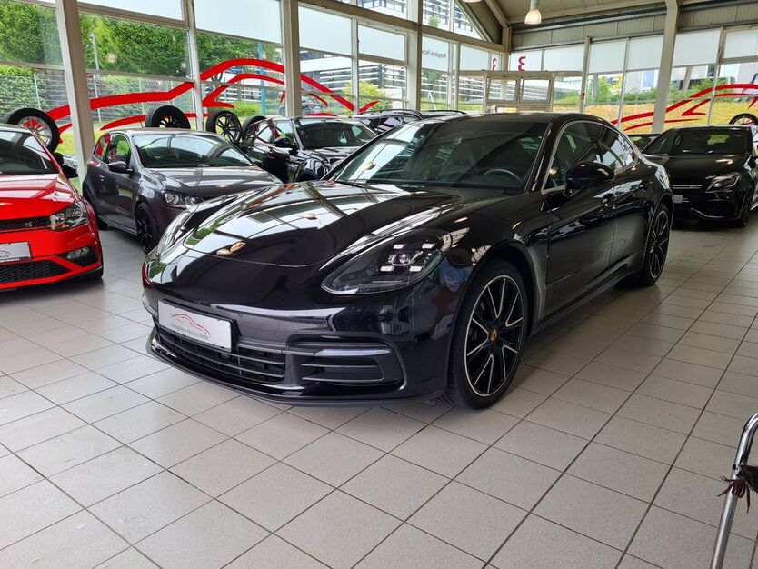 Porsche Panamera 34.200 km 74.950 € Holzwickede 59439