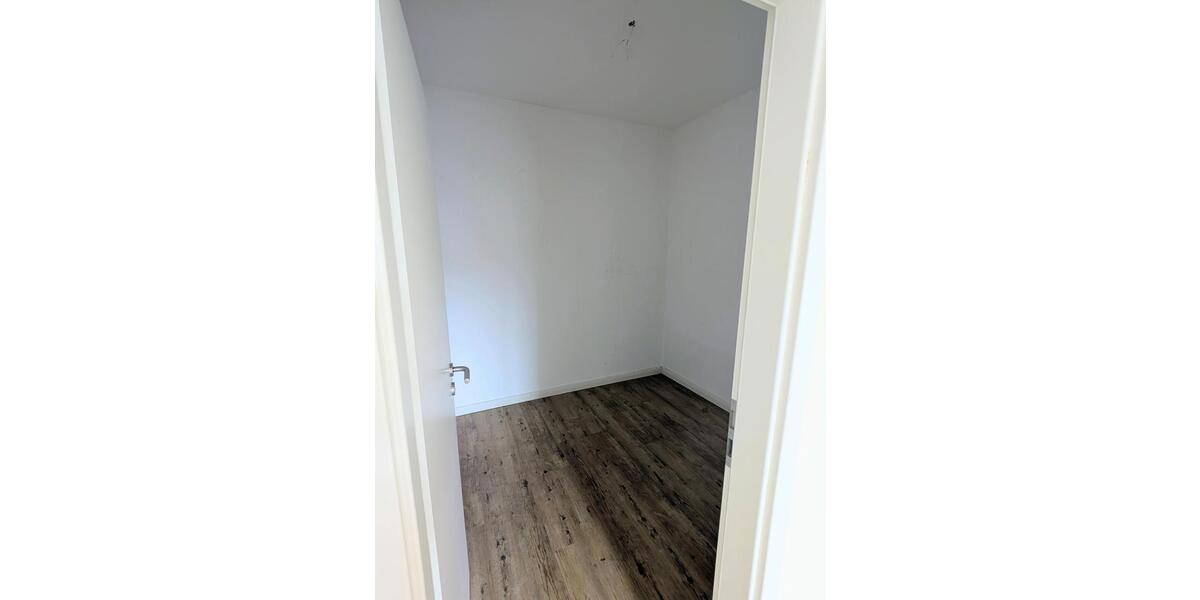 Etagenwohnung Perleberg - 3.5 Zimmer, 76 m&sup2;, 166.500&euro; | Angebot:27079117