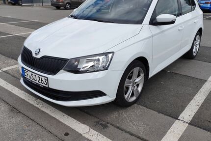 Skoda Fabia 98.000 km 6.300 &euro; Erfurt 99085