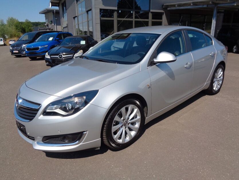Opel Insignia 78.000 km 12.500 € Lebach 66822