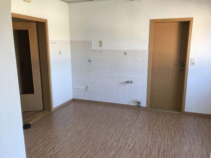 Etagenwohnung Salzatal Lieskau - 3 Zimmer, 90 m&sup2;, 650&euro; | Angebot:22550778