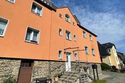 Günstige Single-Wohnung in Randlage von Grünhain zu vermieten - EBK möglich 2 zimmer