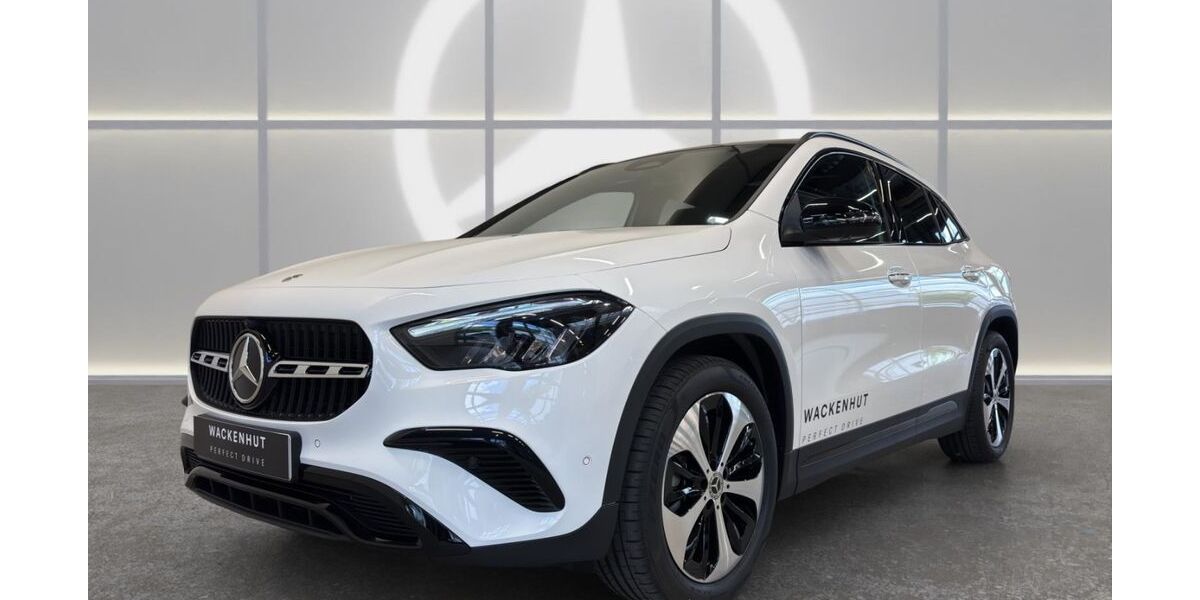 Mercedes-Benz GLA 180 11.563 km 33.900 &euro; Nagold 72202