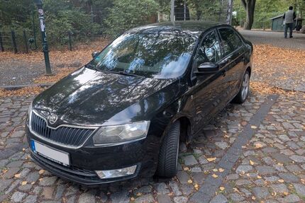 Skoda Rapid 81.000 km 4.600 &euro; Berlin 12049