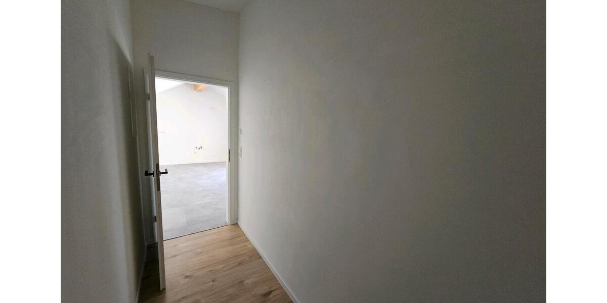 Dachgeschoßwohnung Schönenberg-Kübelberg Kübelberg - 2 Zimmer, 64 m&sup2;, 220.000&euro; | Angebot:25331024