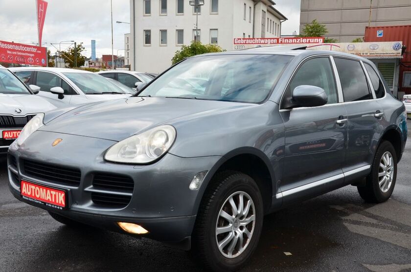 Porsche Cayenne 143.000 km 12.900 € Frankfurt 60388