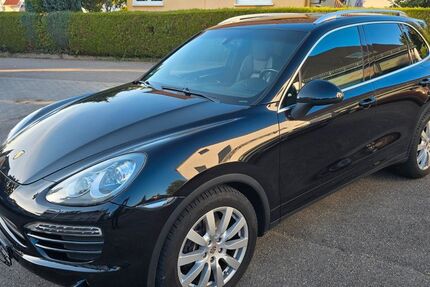 Porsche Cayenne 136.000 km 24.450 € Bad Friedrichshall 74177