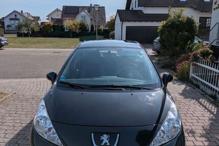 Peugeot 207 119.470 km 2.990 &euro; Ötigheim 76470
