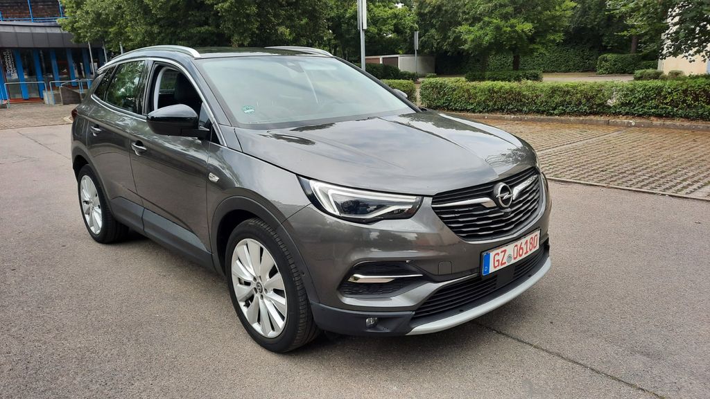 Opel Grandland (X) 42.000 km 19.999 &euro; Kötz 89359