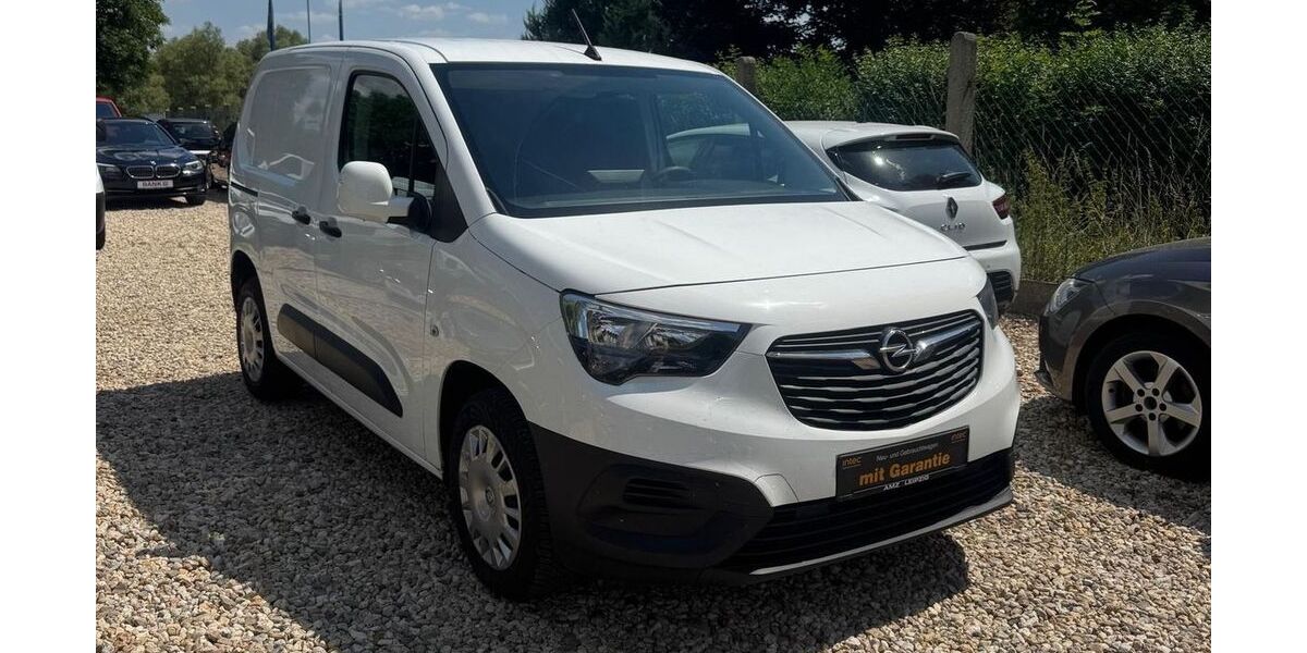 Opel Combo 71.421 km 10.999 &euro; Bad Lauchstädt 06246