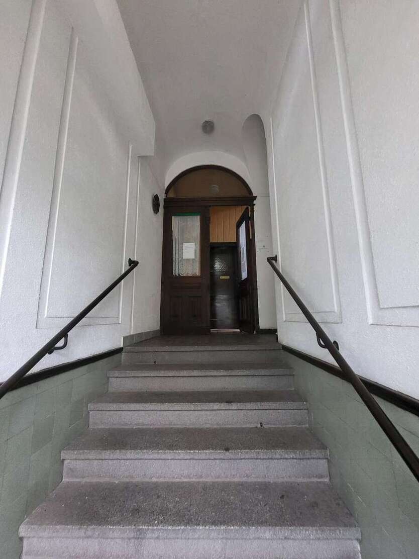 Villa mit 4 Wohneinheiten in Bahnhofsnähe zimmer