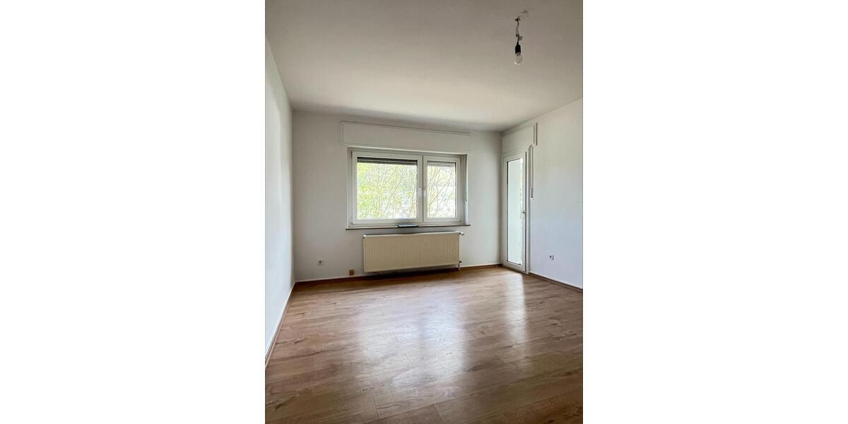 Erdgeschoßwohnung Bestwig - 3 Zimmer, 63 m&sup2;, 355&euro; | Angebot:26093827