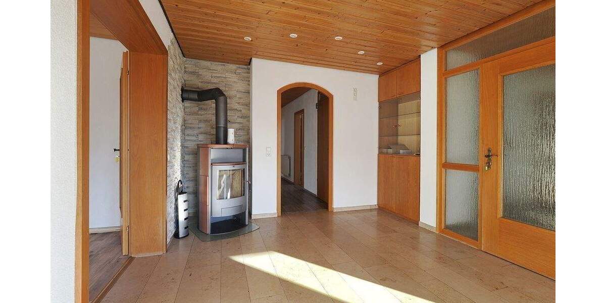 Mehrfamilienhaus, Wohnhaus Ertingen - 7 Zimmer, 195 m&sup2;, 450.000&euro; | Angebot:25821293