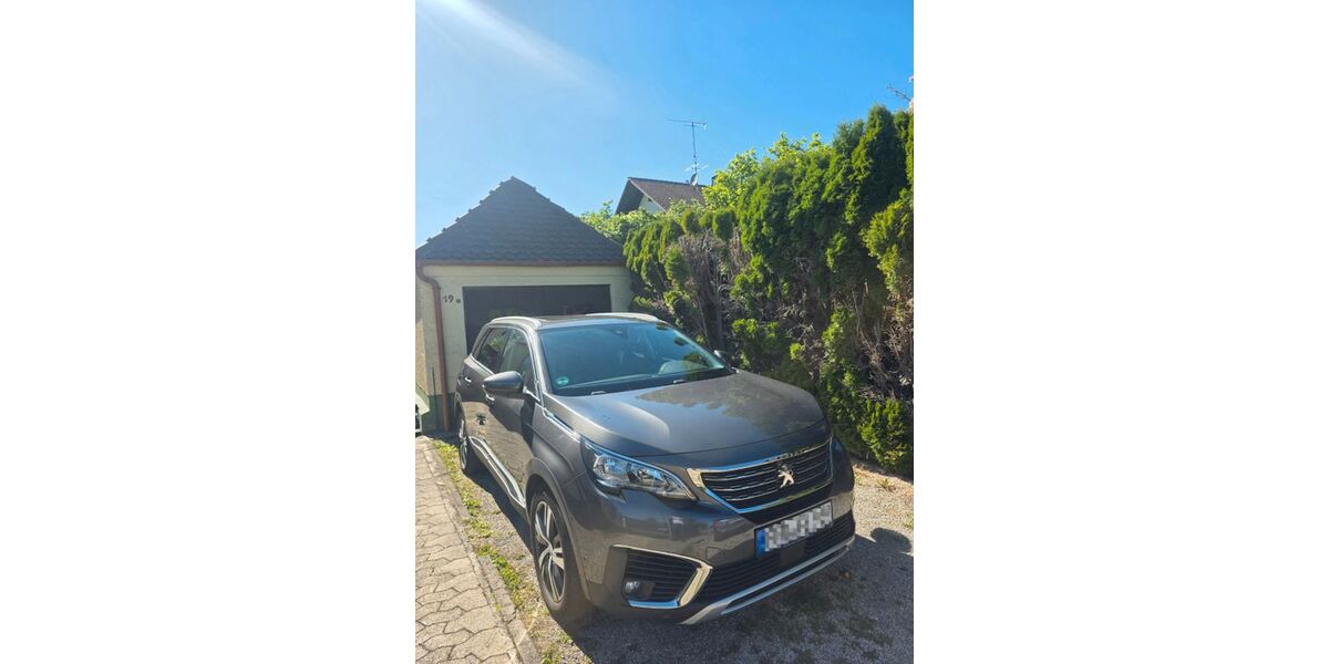 Peugeot 5008 120.000 km 20.600 &euro; Maisach 82216