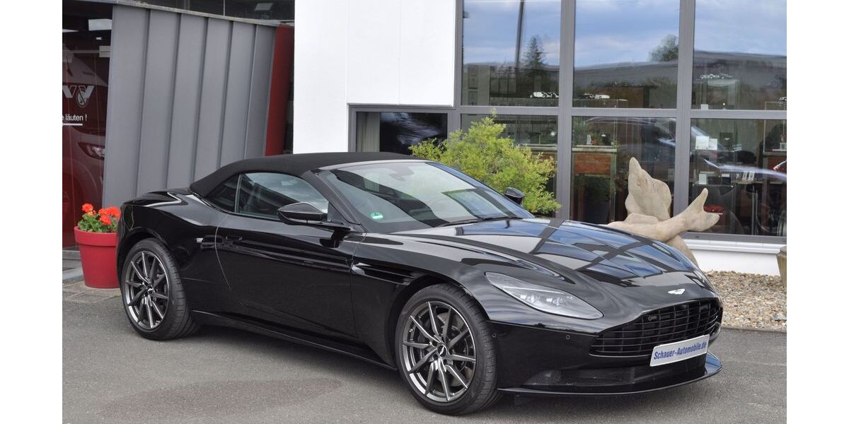 Aston Martin DB11 29.592 km 124.900 &euro; Fürth / Sack 90765