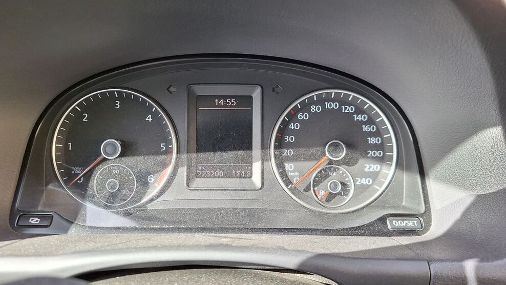 VW Touran 223.200 km 5.200 € Halsbach 84553