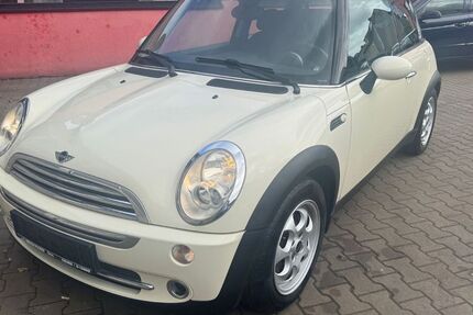 Mini ONE 173.250 km 2.990 &euro; Forchheim 91301