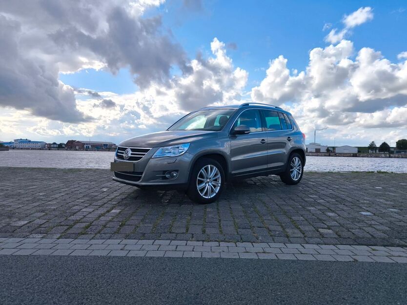 VW Tiguan 198.000 km 7.999 € Schiffdorf 27619