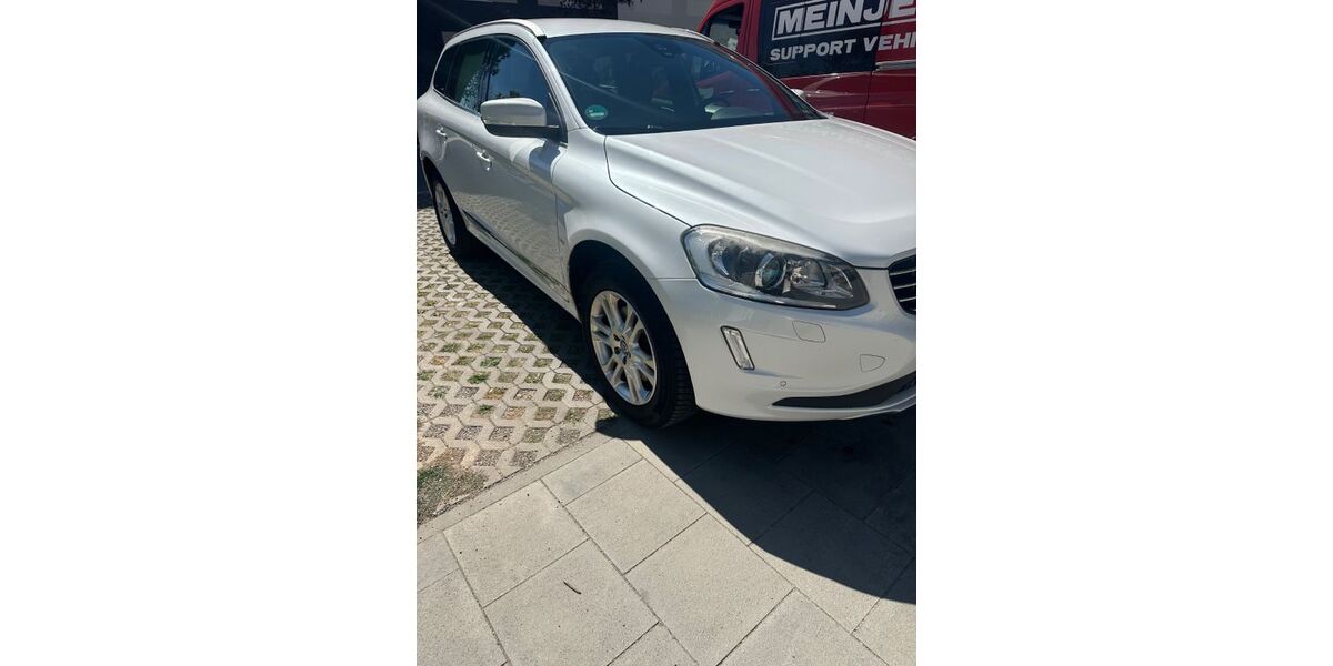 Volvo XC60 322.000 km 9.900 &euro; München 81927