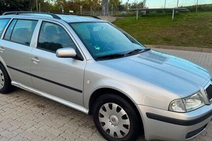 Skoda Octavia 190.000 km 750 &euro; Augsburg 86161