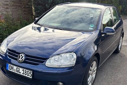 VW Golf 148.600 km 3.800 € Malente 23714