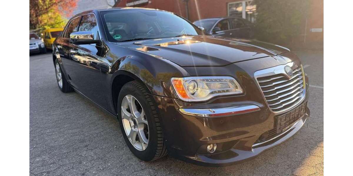 Lancia Thema 275.000 km 8.800 &euro; Kiel 24146