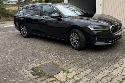 Skoda Superb 22.611 km 41.000 &euro; Pforzheim 75180